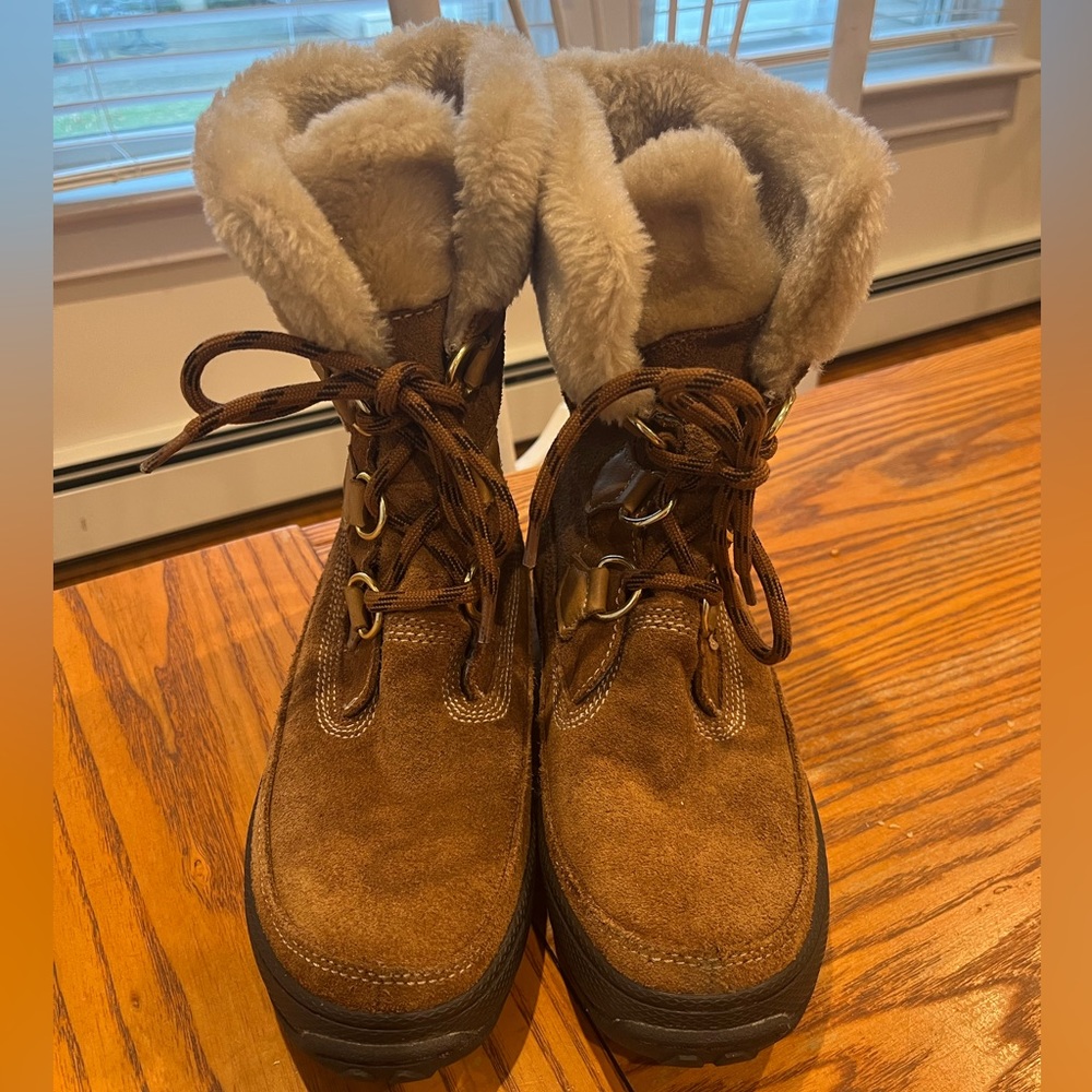 Timberland Suede Mukluk Lace-up Boots - Picture 3 of 5